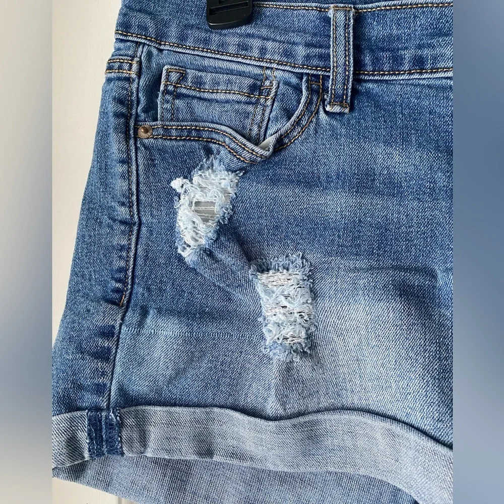 Old Navy Women’s Boyfriend Style Jean Shorts Size 4